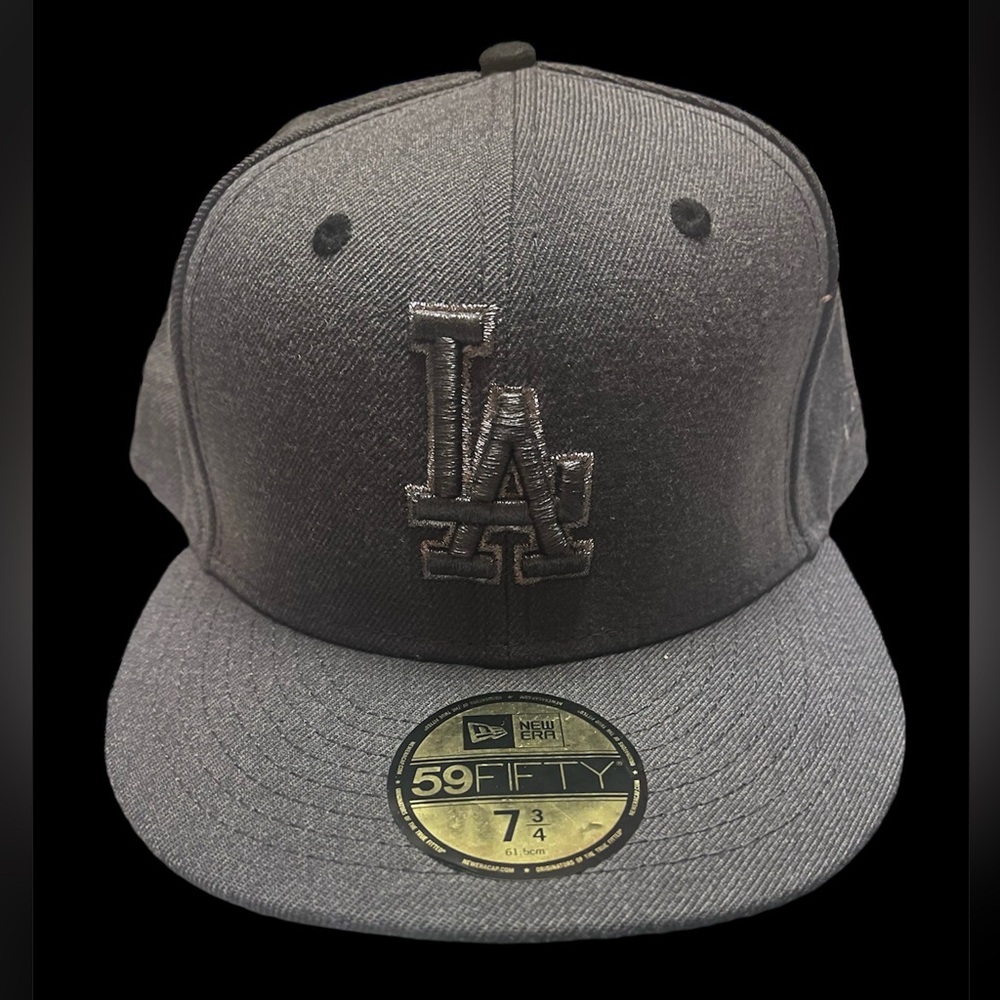 X SOlD X NWT Dodgers Graphite Gray Fitted Hat size 7 3/4
